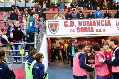 Los rojillos encajan su primera derrota tras una dolorosa remontada del Navalcarnero.
