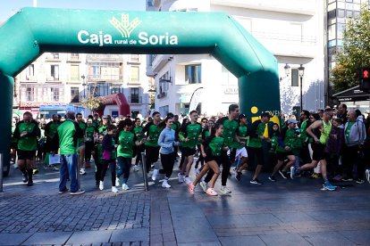 Soria se vuelca con la marcha solidaria contra el cáncer.