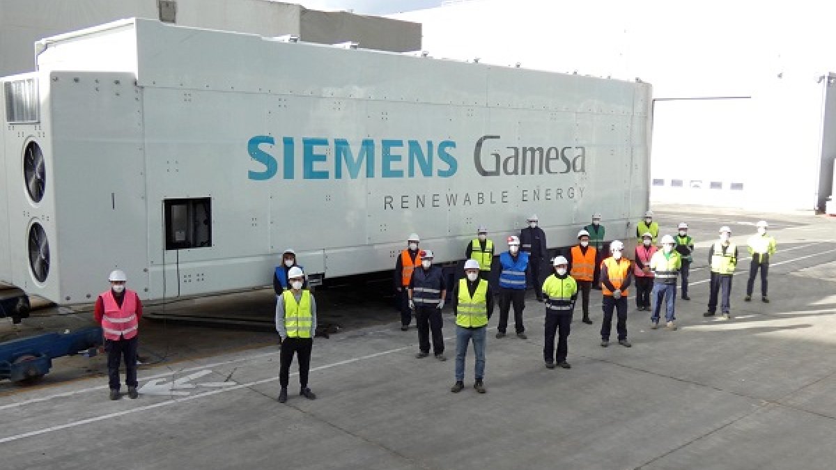 El equipo de Siemens Gamesa de la planta de Ágreda con la nacelle más potente del mundo. HDS