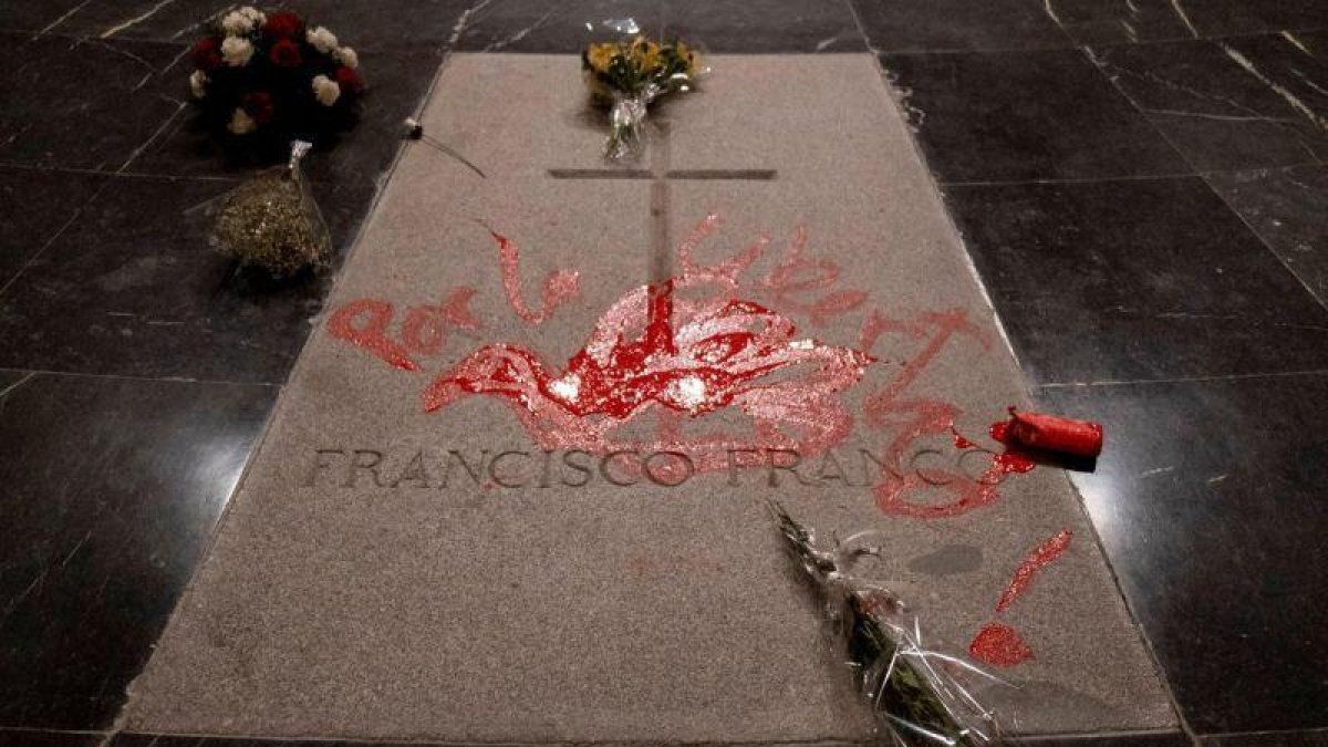 La exhumación de Francisco Franco no está asegurada.-PEDRO ARMESTRE
