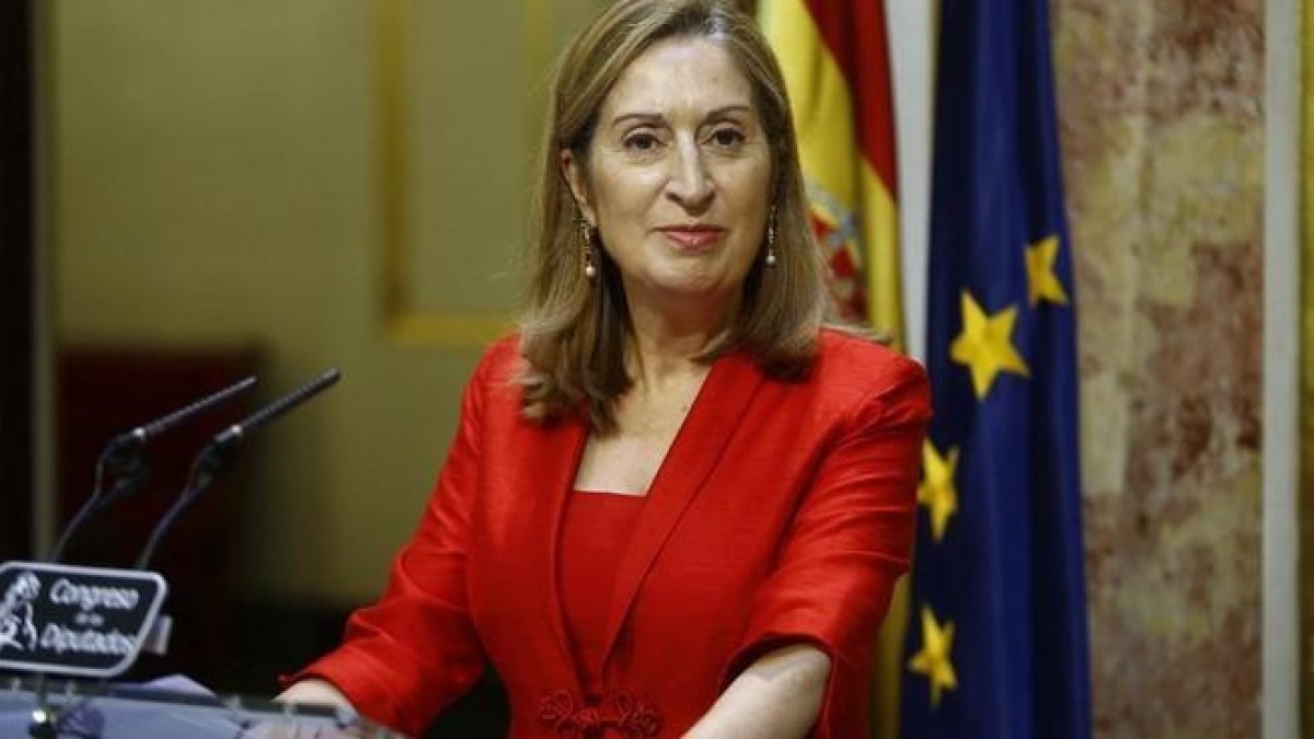 La presidenta del Congreso, Ana Pastor.-AGUSTIN CATALAN