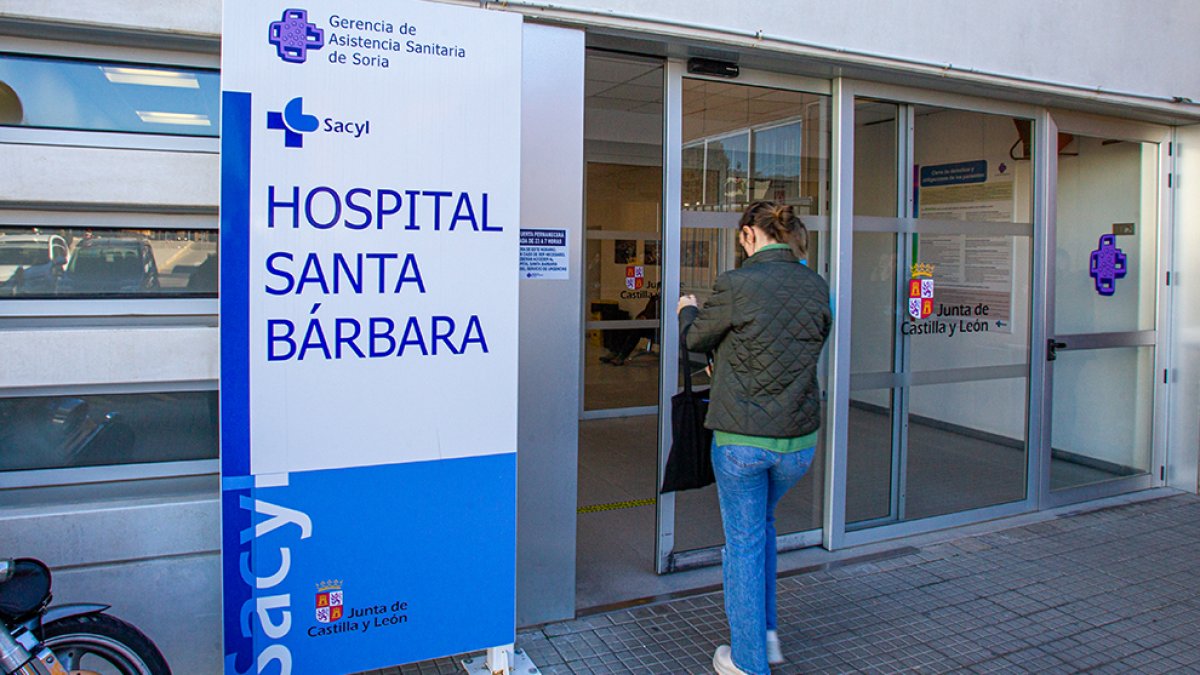 Vacunación Covid en el Hospital Santa Bárbara - MARIO TEJEDOR (15)