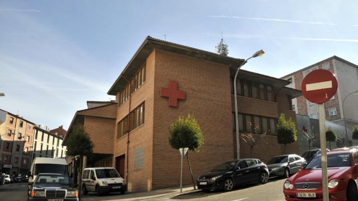 Sede de Cruz Roja Española en Soria.-VALENTÍN GUISANDE