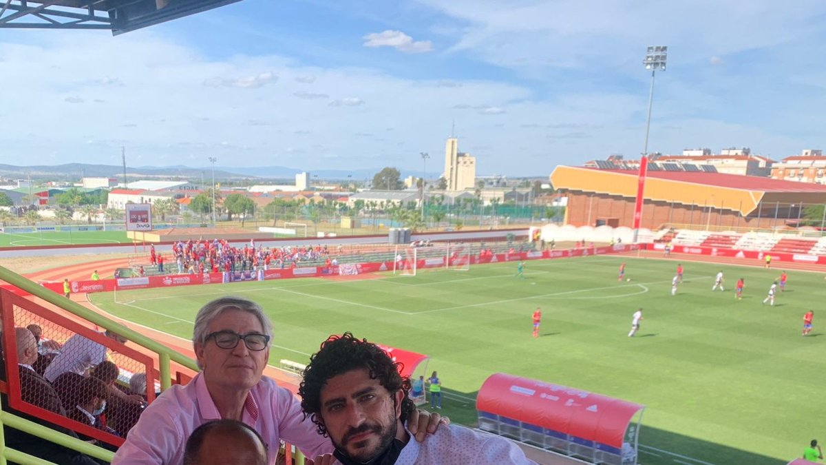 Rubén Andrés, en la imagen con Salva Ballesta, será el director deportivo del Numancia la próxima temporada. Twitter Rubén Andrés
