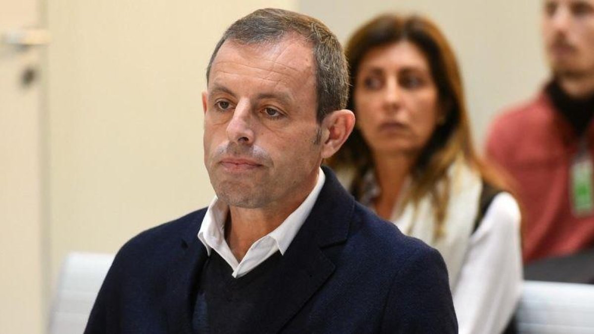Sandro Rosell en el banquillo de los acusados.-EFE