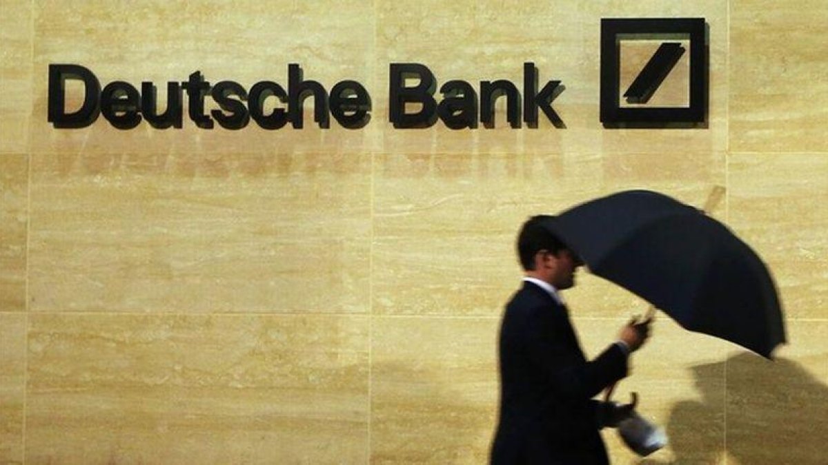 Una oficina del Deutsche Bank en Londres.-REUTERS