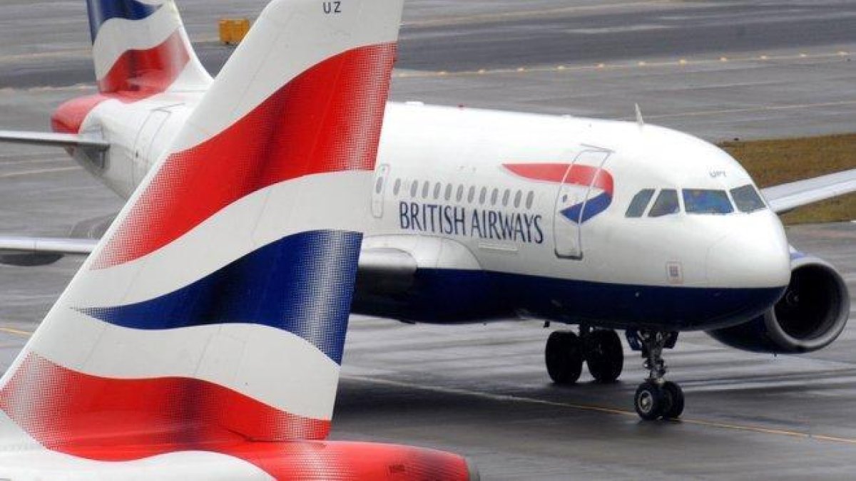 Aviones de British Airways en el aeropuerto de Heathrow.-EPA