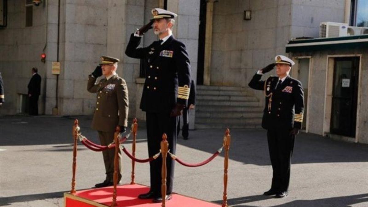El Rey Felipe VI visita el Cuartel General del Estado Mayor de la Defensa.-AGENCIAS