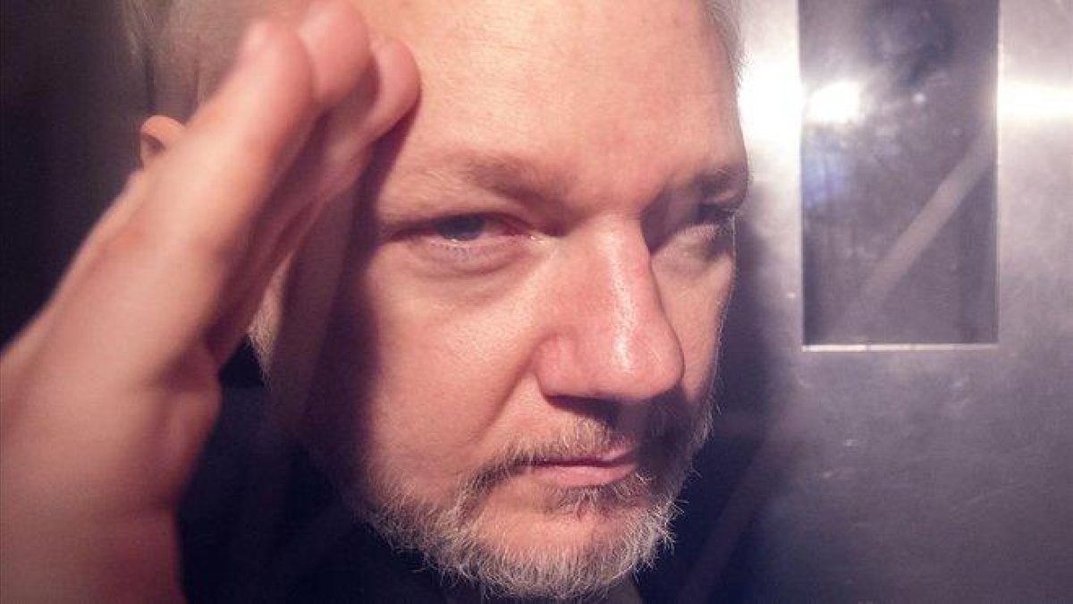 Julian Assange.-EFE / FACUNDO ARRIZABALAGA