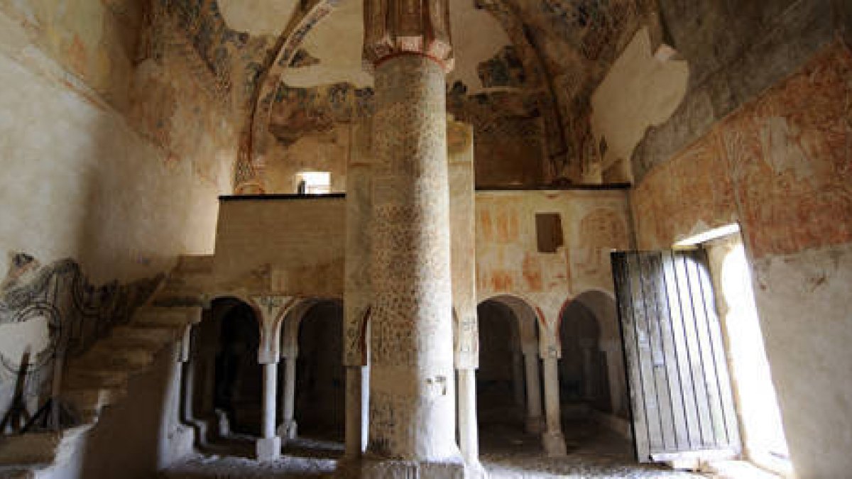 Interior de la ermita mozárabe de San Baudelio. HDS
