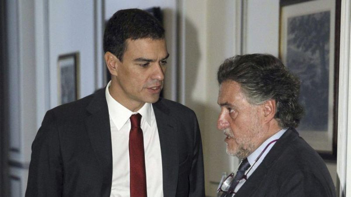 Pedro Sánchez y Pepu Hernández, en octubre del 2014.-FERNANDO ALVARADO (EFE)