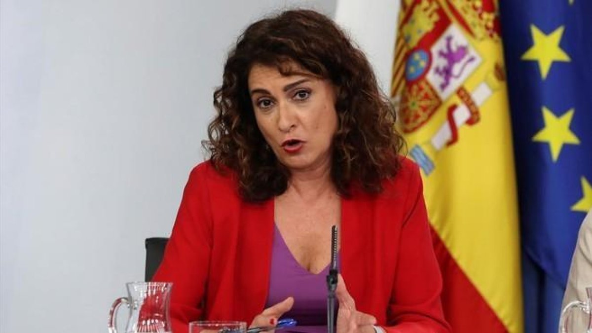 La ministra de Hacienda, María Jesús Montero.-J J GUILLEN