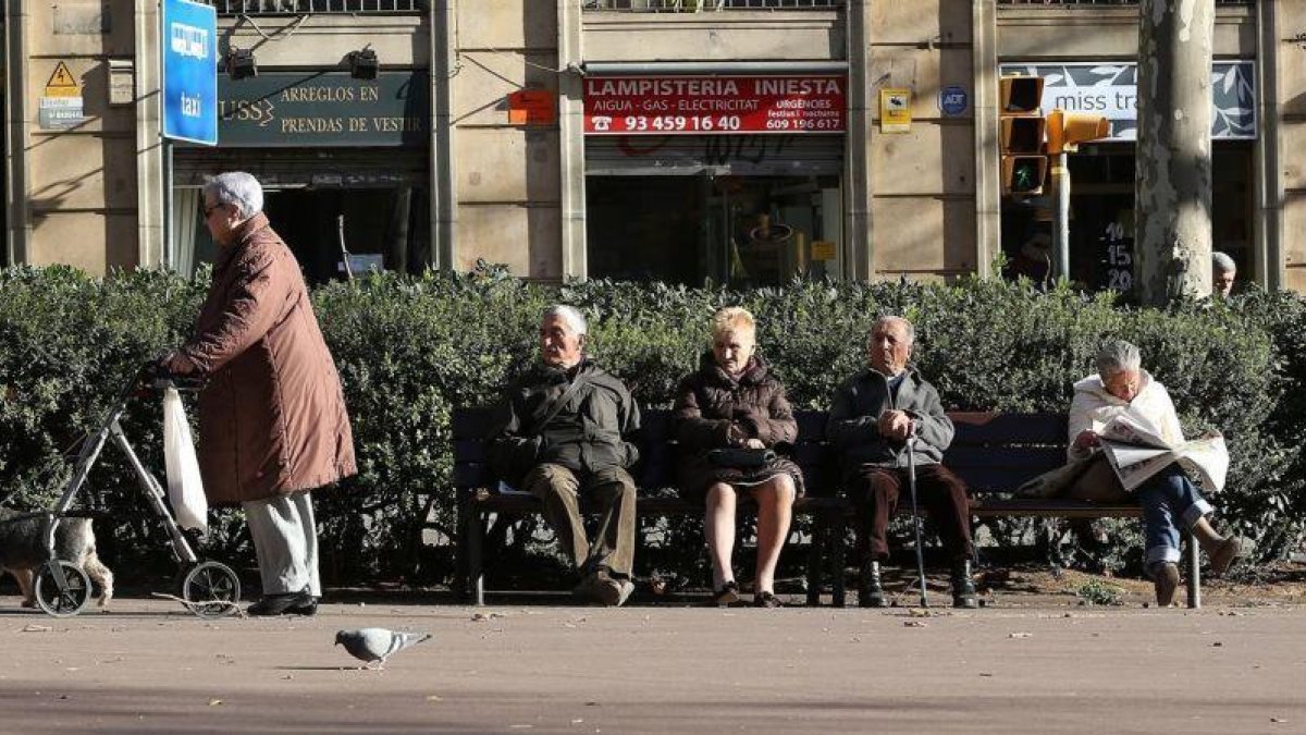 En España, 390.693 personas serán dotadas con este tipo de pensiones con 811,97 euros mensuales de media-ELISENDA PONS