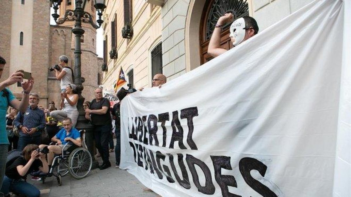 Concentración en Sabadell, el pasado 23 de septiembre, por la detención de los miembros del CDR acusados de terrorismo.-ANNA MAS