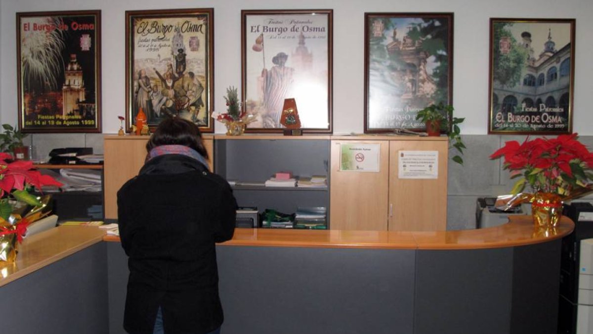 Oficinas del Ayuntamiento de El Burgo de Osma, uno de los que ha eximido a los pequeños proveedores-Javier Nicolás