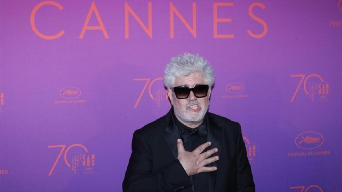 Pedro Almodóvar en la inauguración de Cannes.-IAN LANGSDON