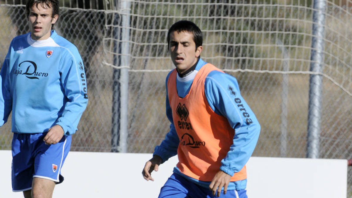 Mikel Álvaro fue titular el pasado domingo en Tenerife. / V. Guisande-