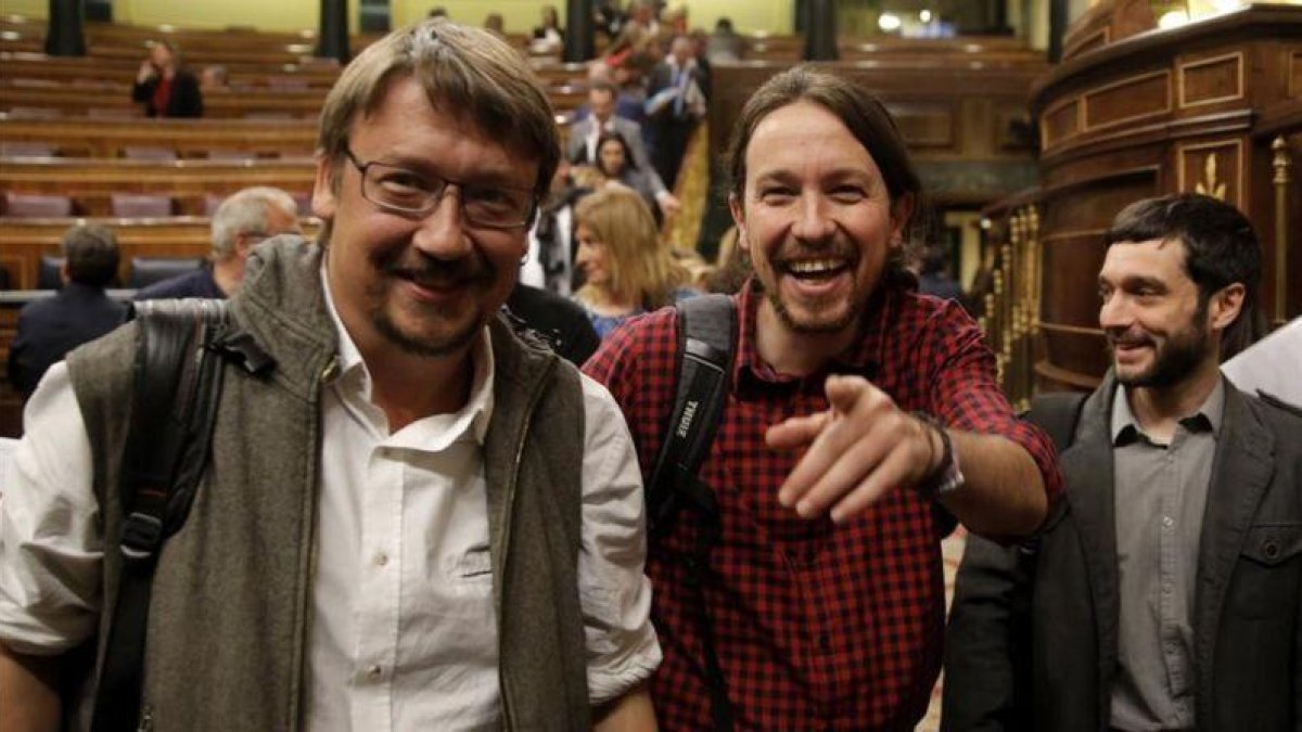 Pablo Iglesias y Xavier Domènech en el COngreso de los Diputados.-JOSE LUIS ROCA