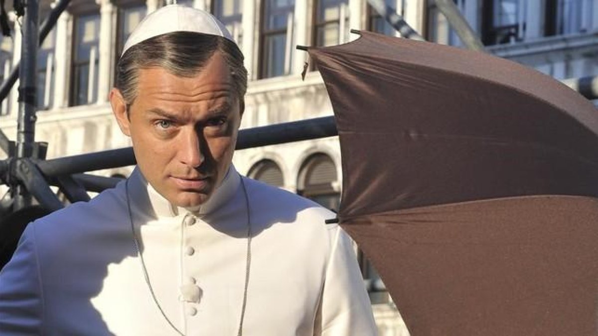 Jude Law, durante el rodaje en Venecia de la serie 'The young Pope'.-Luigi Costantini