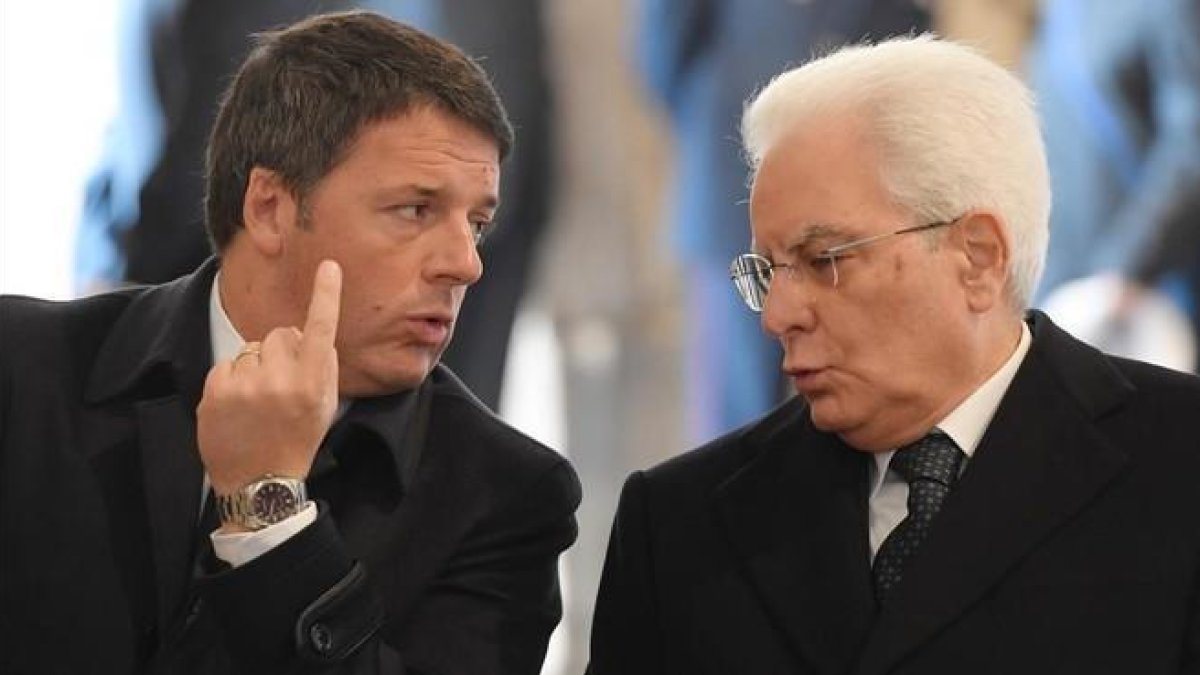 Renzi y Mattarella, en noviembre.-AFP / TIZIANA FABI