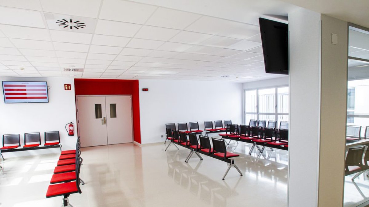 Visita a las instalaciones del nuevo hospital Santa Bárbara - MARIO TEJEDOR (16)_resultado