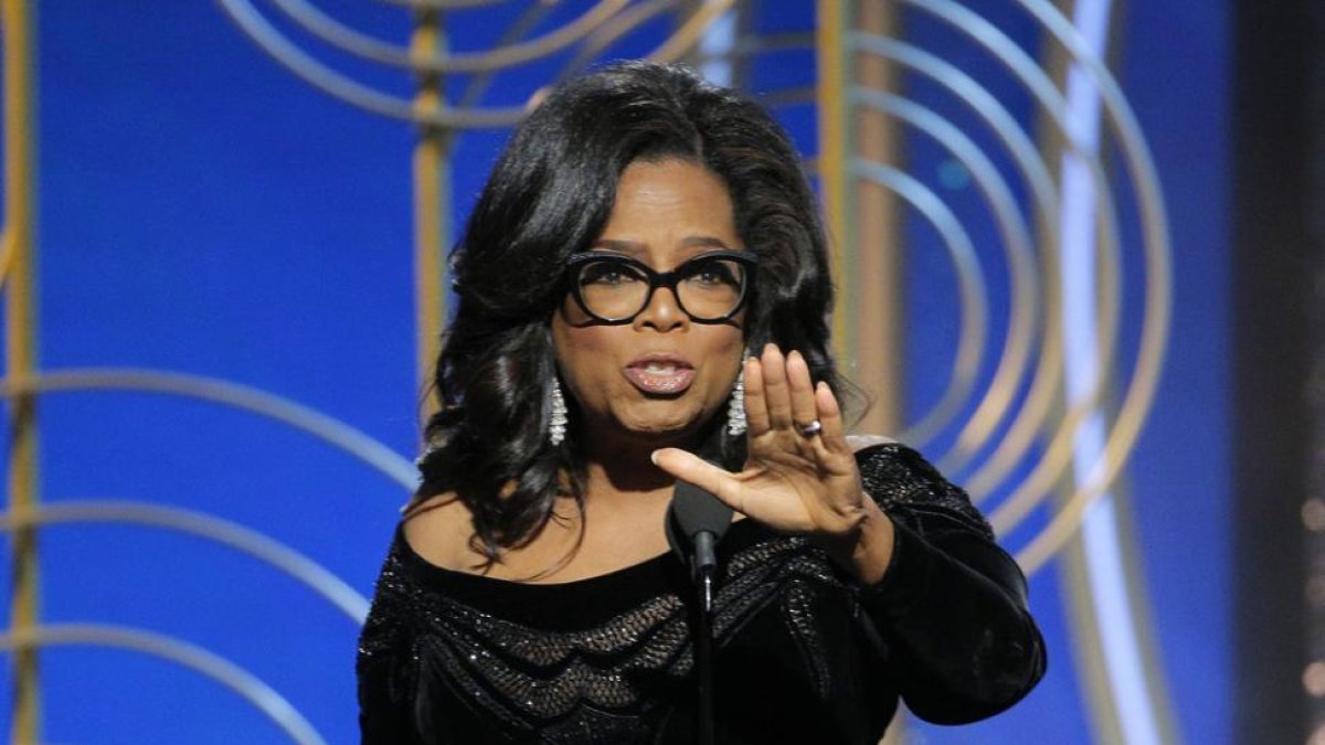 Oprah Winfrey, durante su discurso tras recibir el premio Cecil B. DeMille.-AP