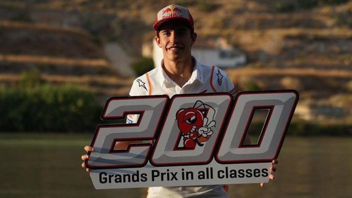 Marc Márquez (Honda) celebra, en Motorland (Aragón) su GP nº 200.-ALEJANDRO CERESUELA