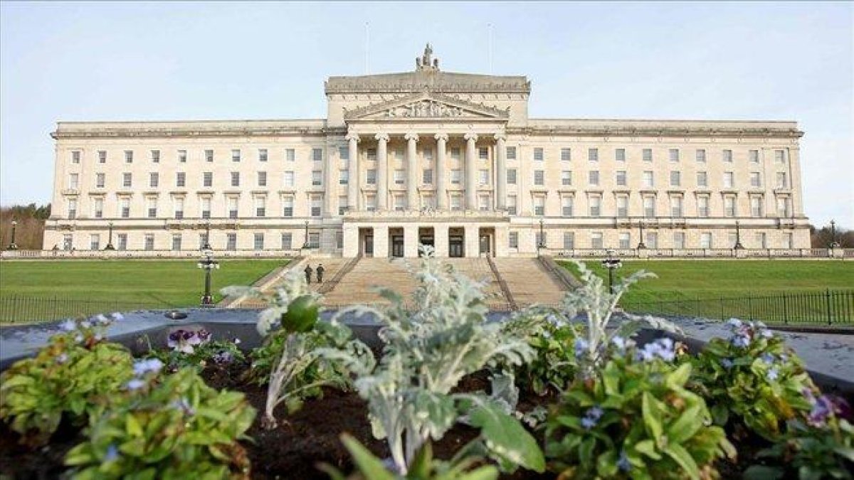 El Parlamento de Stormont, en Belfast.-PAUL FAITH (AFP)