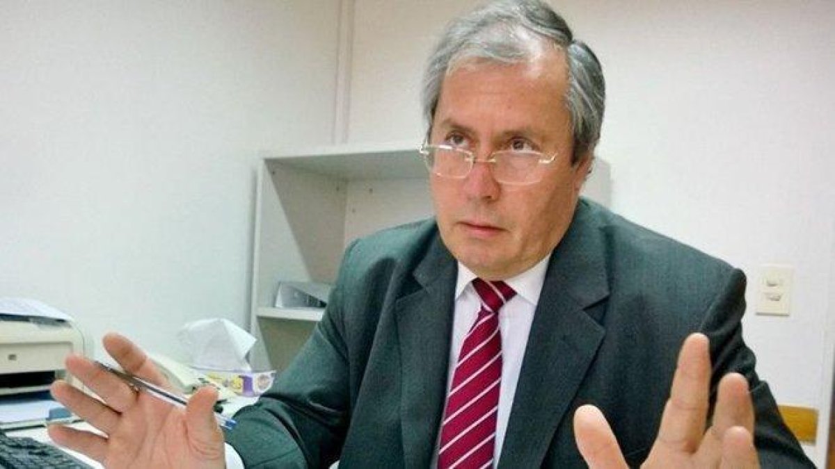 Al diputado argentino Héctor Olivares le han disparado en la calle y está herido.-