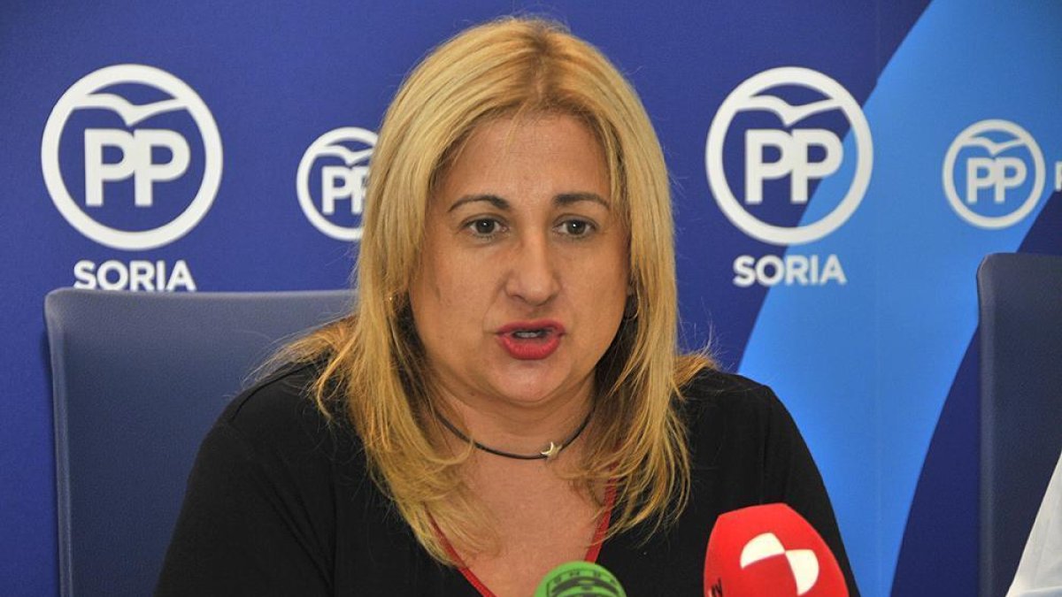 Yolanda de Gregorio es la candidata del PP al Ayuntamiento de Soria-Valentín Guisande