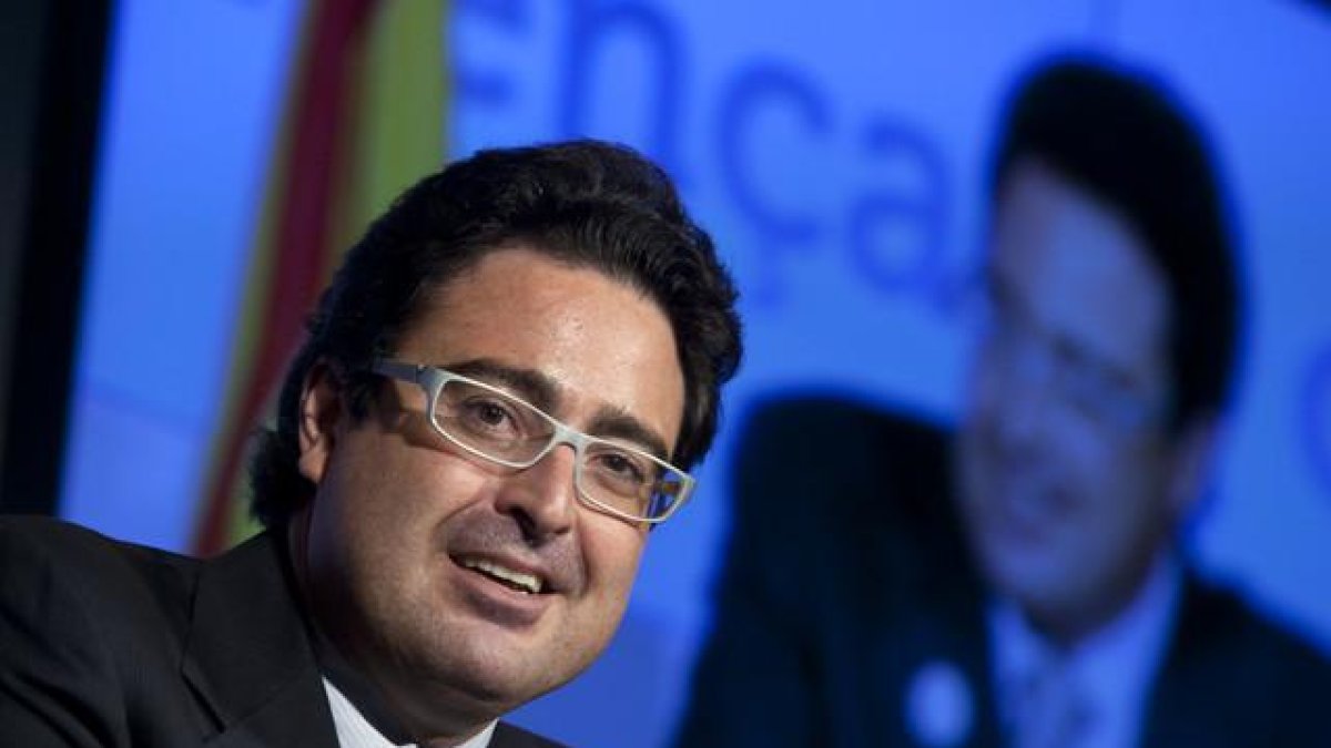 David Madí, durante la presentación de una campaña electoral de CiU, en el 2010.-/ JULIO CARBÓ