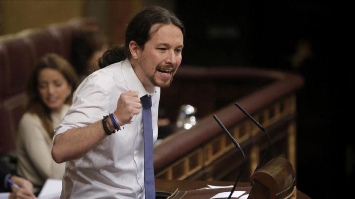 El líder de Podemos, Pablo Iglesias, en el Congreso de los Diputados.-JOSÉ LUIS ROCA