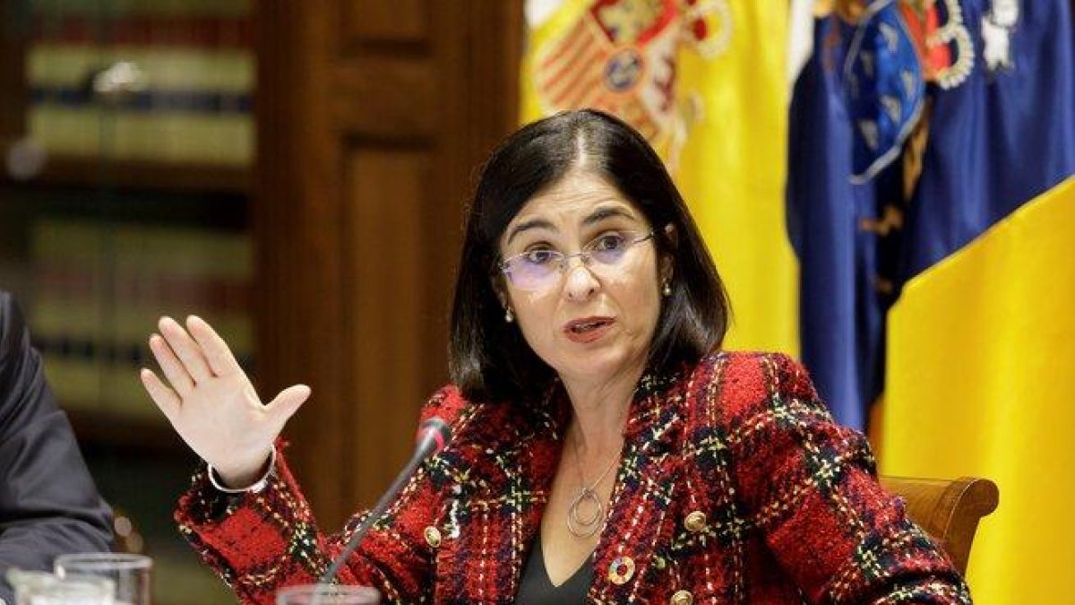 La ministra de Sanidad, Carolina Darias. HDS