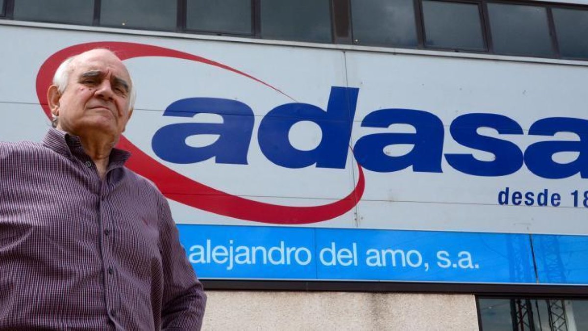 Alejandro del Amo, en las instalaciones de la empresa en el polígono industrial Las Casas.-A. MARTÍNEZ