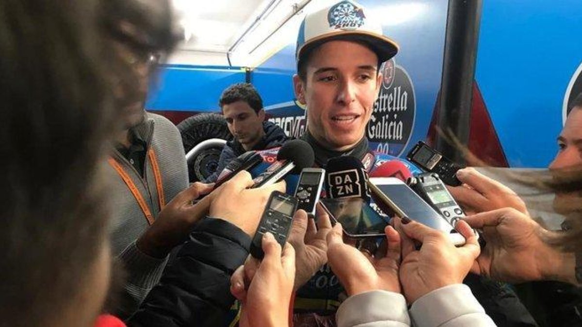 Àlex Márquez (Kalex), campeón de Moto2, celebra que Honda piense en él para MotoGP.-EMILIO PÉREZ DE ROZAS
