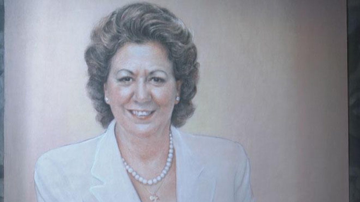 El Ayuntamiento de Valencia ha recibido el retrato oficial de la que fuera su alcaldesa durante más de dos décadas, Rita Barberá.-EUROPA PRESS
