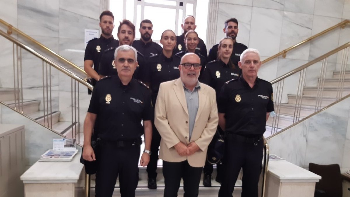 Acto de bienvenida a los ocho alumnos de la Policía Nacional de prácticas en Soria. HDS