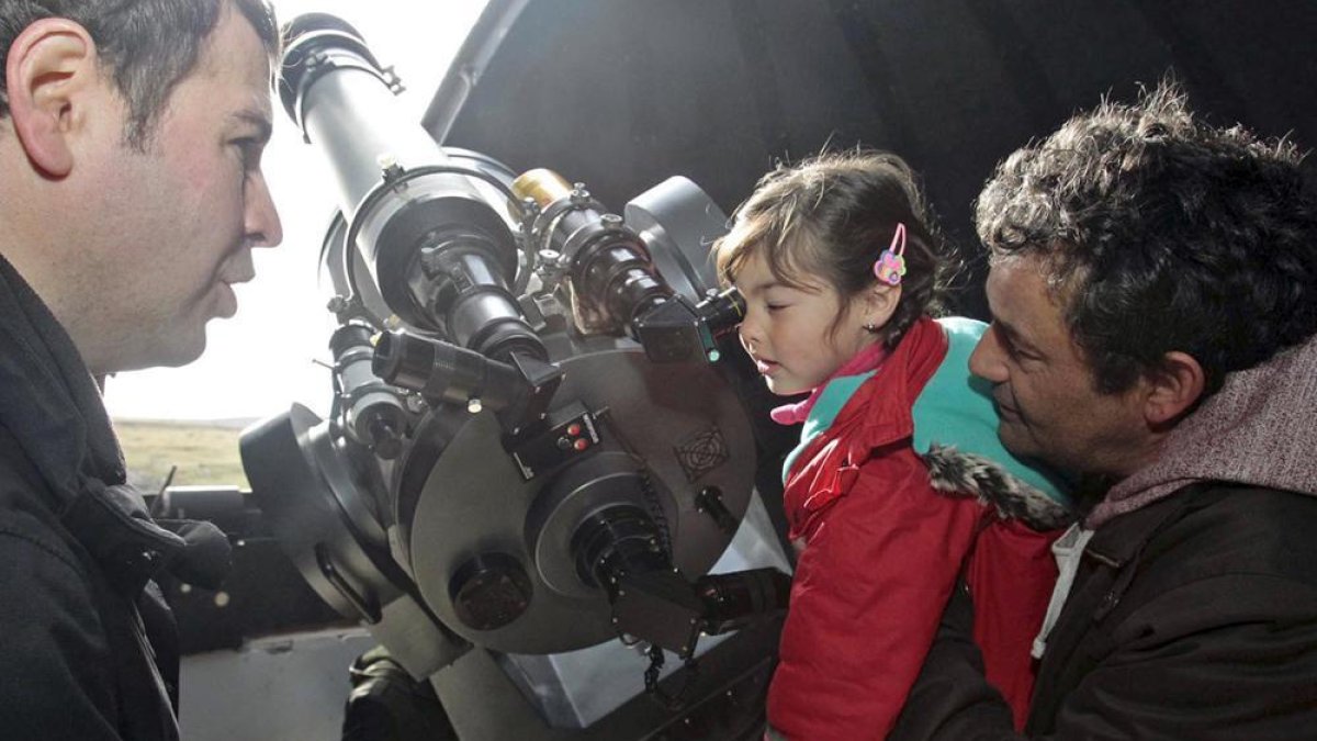 El observatorio cuenta con varios telescopios-L.A.T.