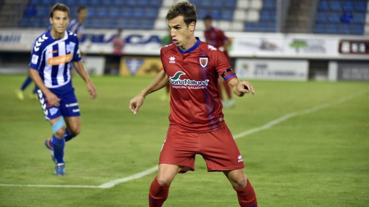 Iñigo Pérez llegó al Athletic con 11 años y estuvo seis temporadas en el primer equipo bilbaíno.-VALENTÍN GUISANDE