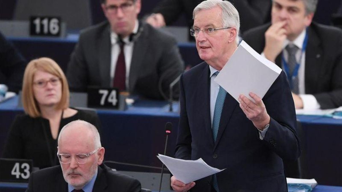 El negociador europeo del brexit, Michel Barnier, en su comparecencia ante el Parlamento Europeo, en Estrasburgo.-FREDERICK FLORIN (AFP)