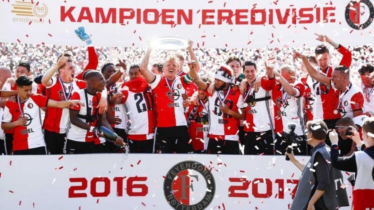 El equipo de Rotterdam conquista su 15º título tras 18 años de espera.-ROBIN VAN LONKHUIJSEN