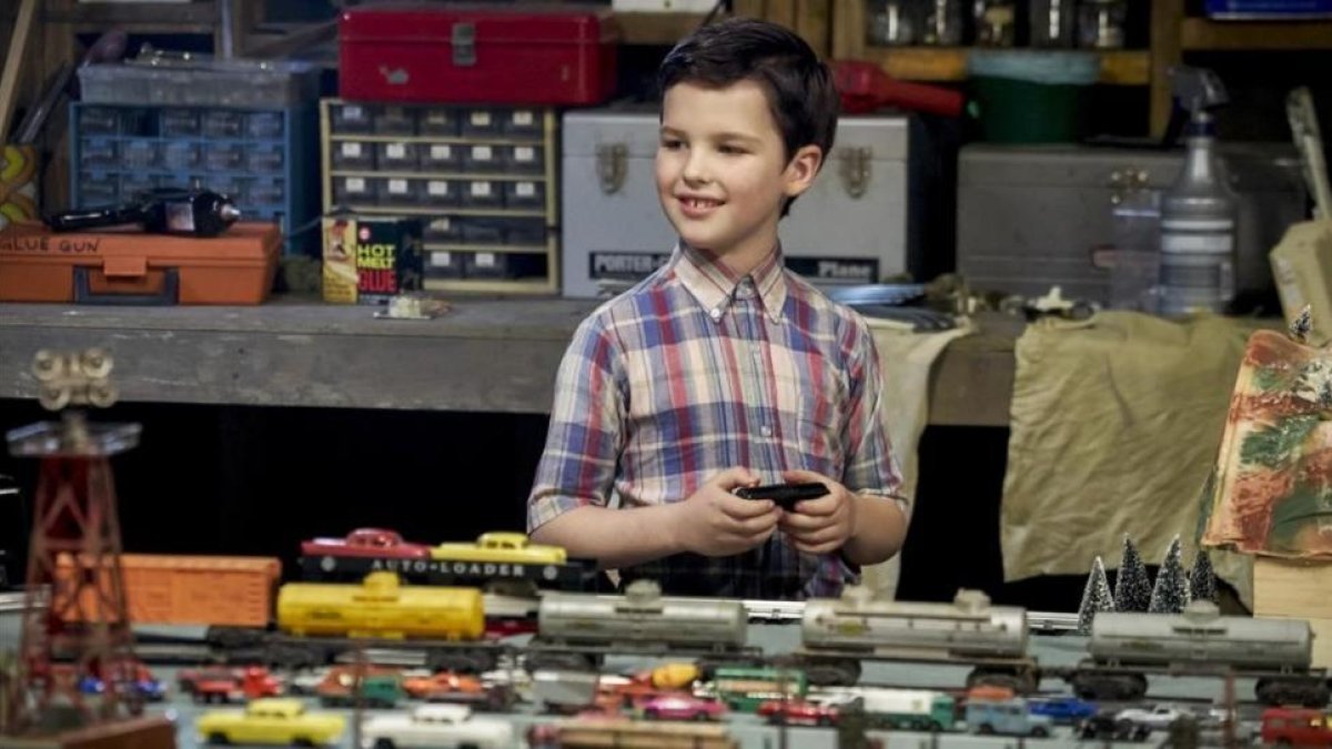 Ian Armitage es Sheldon Cooper de niño en El joven Sheldon.-PERIODICO