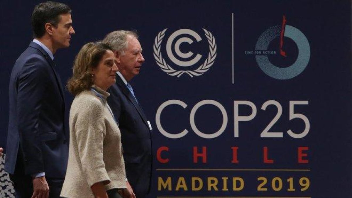 Pedro Sánchez visita las instalaciones que acogeran la próxima cumbre del clima COP25-EUROPA PRESS