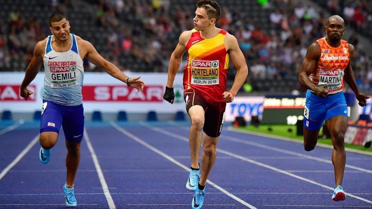 Hortelano entra por delante de Gemili y Martina en su semifinal de 200 de este miércoles en Berlín. /-AFP / TOBIAS SCHWARZ