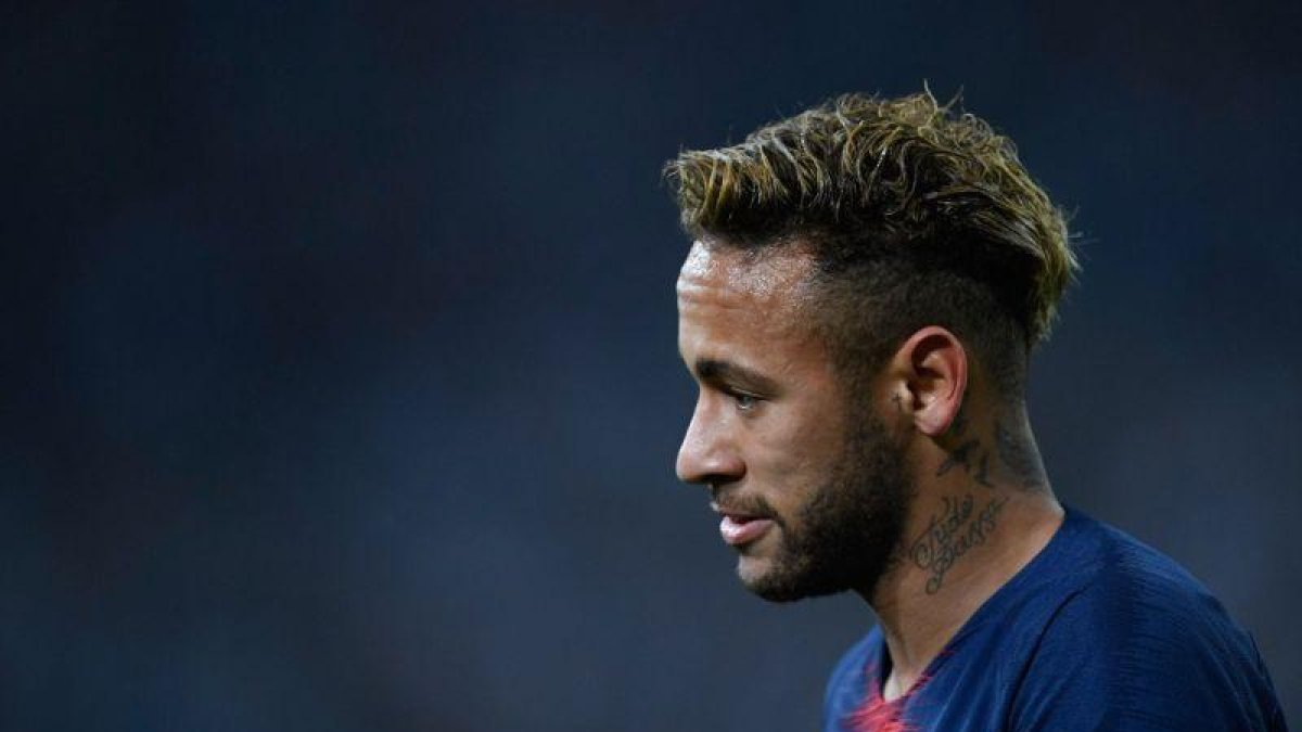 Neymar, con la camiseta del PSG.-AFP
