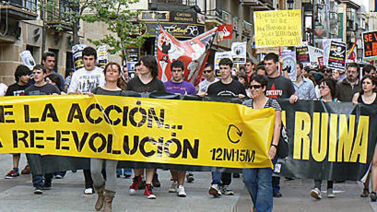 Participantes en la manifestación del 15-M-