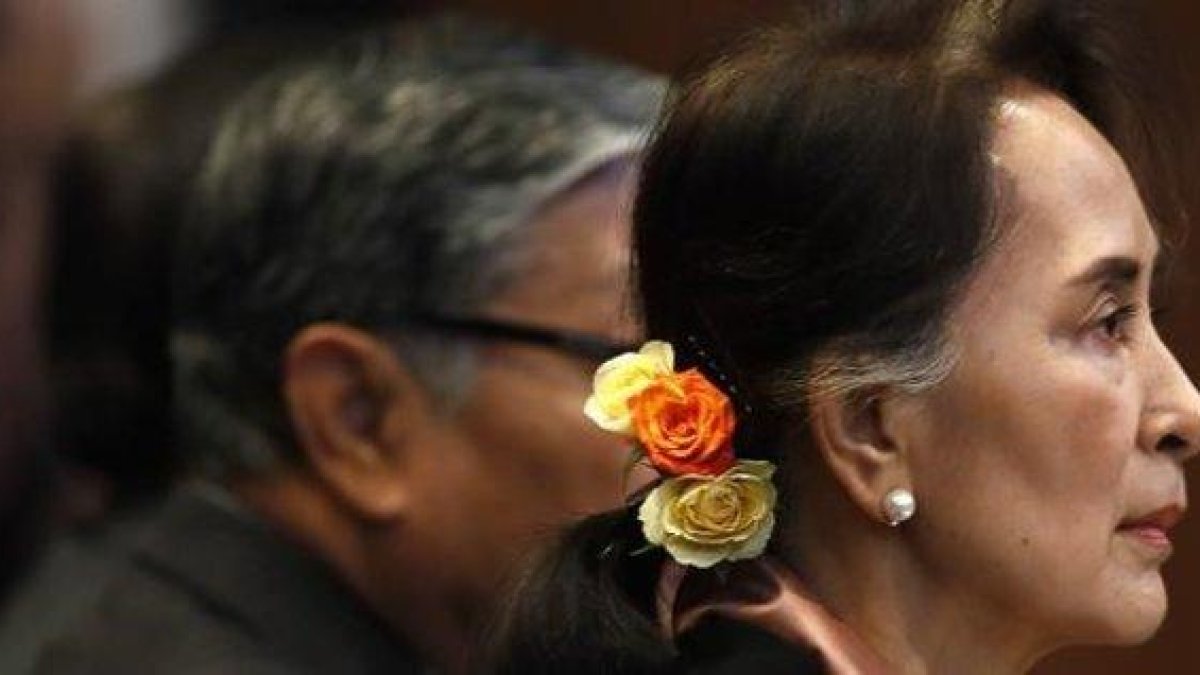 La líder birmana Aung San Suu Kyi, en el juicio por el genocidio de la minoría rohinya que se celebra en La Haya.-PETER DEJONG (AP)