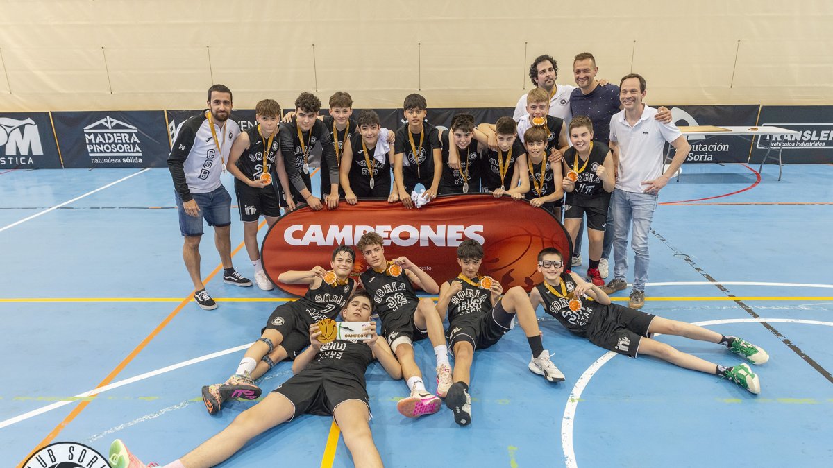 El Club Soria Baloncesto Codesian A, campeón de la Copa de Castilla y León infantil.