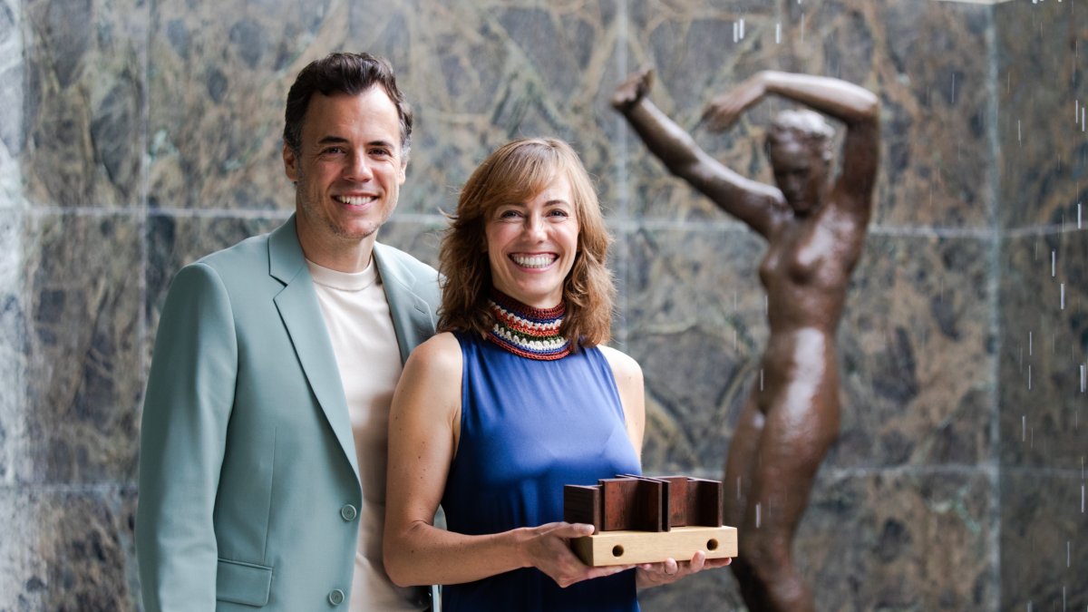 Guillermo Sevillano y Elena Orte recibieron el premio Mies Van der Rohe 2024x.