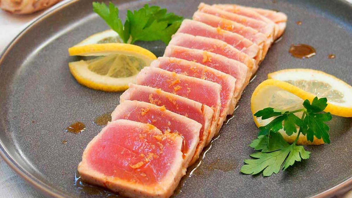 Tataki de atún.